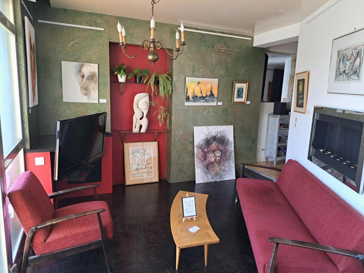 L'Appartement - Chambre Avec Salle De Bains Et Wc Dans Une Galerie D'Art Монбельяр Экстерьер фото