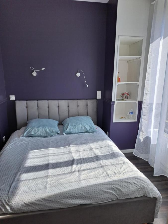 L'Appartement - Chambre Avec Salle De Bains Et Wc Dans Une Galerie D'Art Монбельяр Экстерьер фото